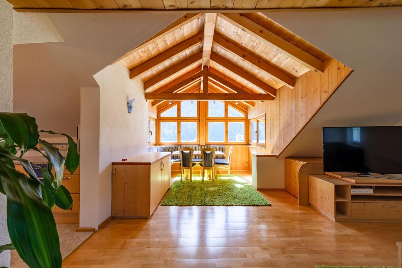 Haus St. Bernard Apartment Петной ам Арлберг Екстериор снимка