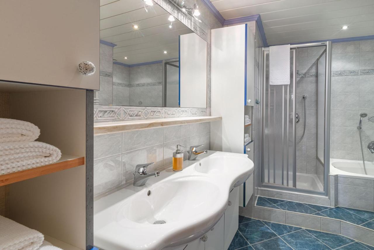 Haus St. Bernard Apartment Петной ам Арлберг Екстериор снимка