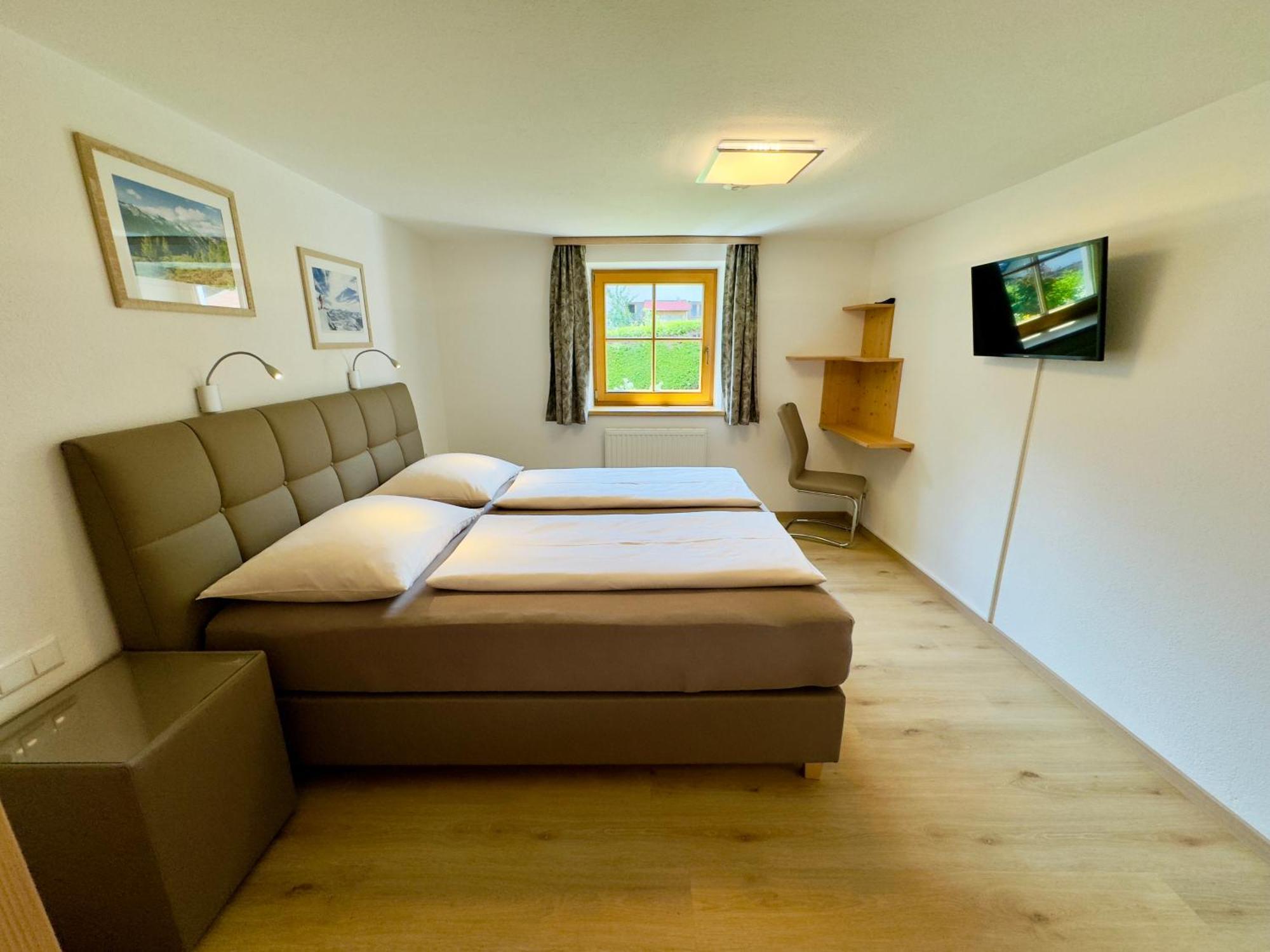 Haus St. Bernard Apartment Петной ам Арлберг Екстериор снимка